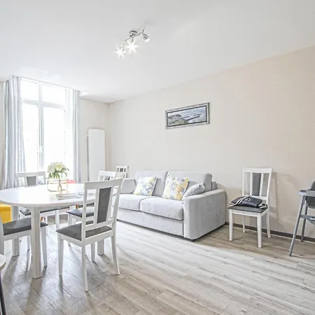 Le Nid Saint Jean Apartment *